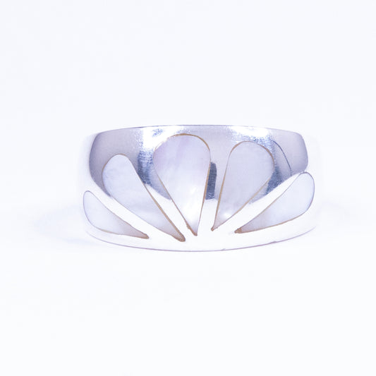 Traditional (Mother of Pearl)